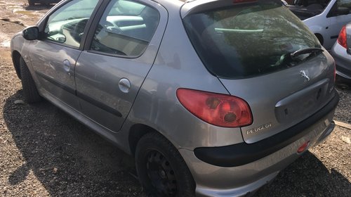 Cadru motor Peugeot 206 2004 HATCHBACK 1.4 55 KW