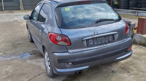 Cadru motor Peugeot 206 2010 Hatchback 1,4 HDI