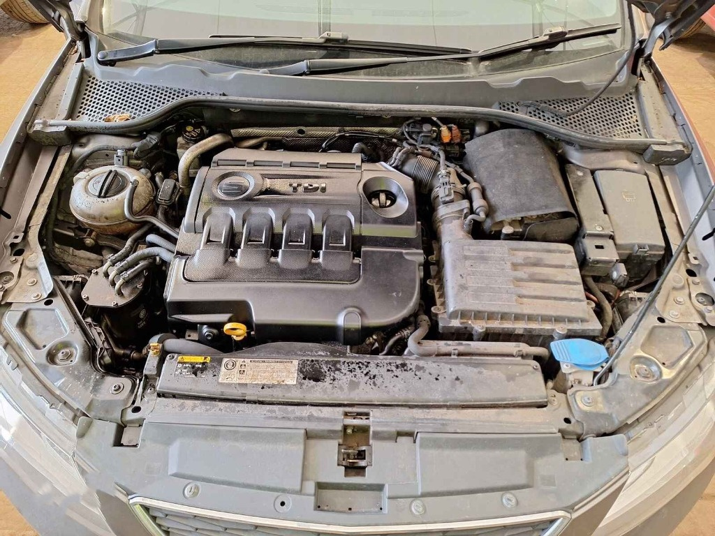 Cadru motor Seat Leon 3 2014 BREAK 1.6 TDI CLHA