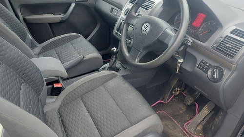 Cadru motor Volkswagen Touran 2009 VAN 1.9 TDI