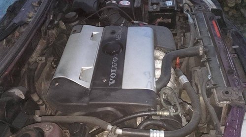 Cadru motor Volvo V40/S40 2.0 benzina 1997