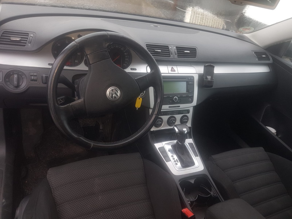Cadru motor VW Passat B6 2009 Variant 2.