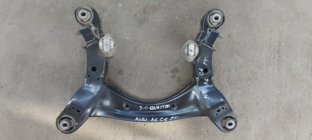 Calandru Cadru Motor Audi A6 c6 3.0 TDI 