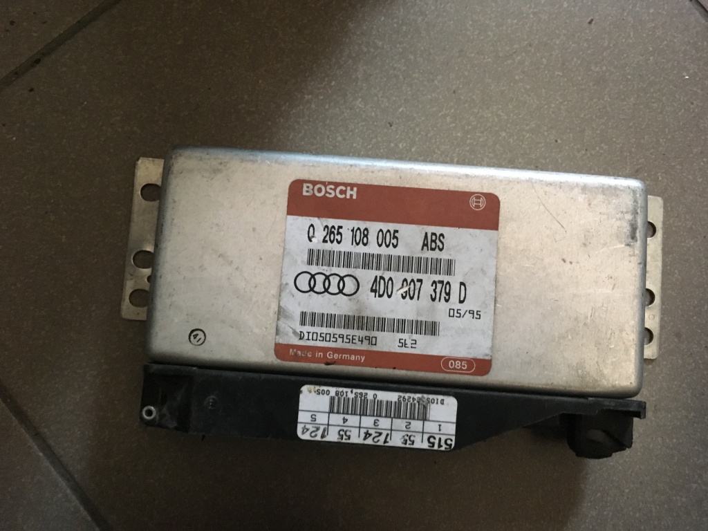 Calculator ABS Audi A4 B5 A6 C4 A6 C5 Passat B5 4D0907379D 0265108005