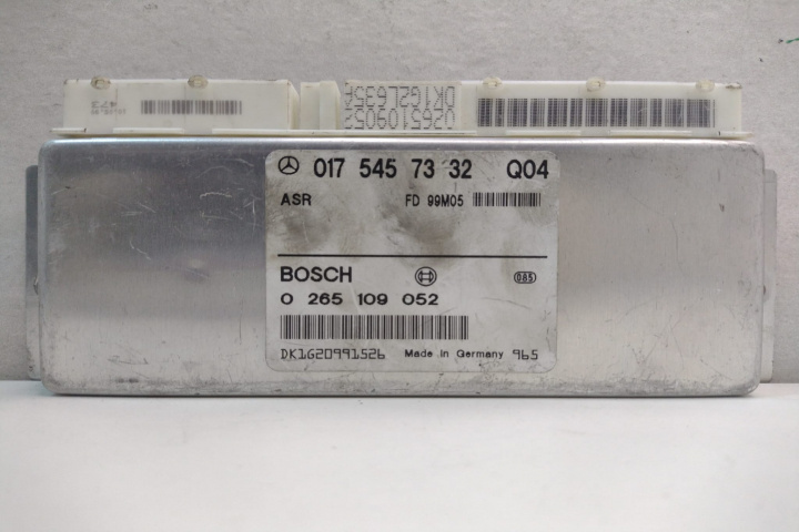 Calculator ABS Bosch Modul ESP / ASR 0175457332 /