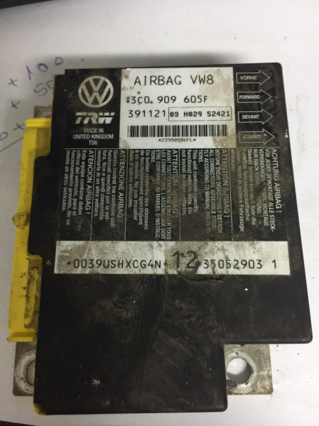Calculator airbag 3C0909605F VW Passat 3C 2005-2010 3C0909605 F