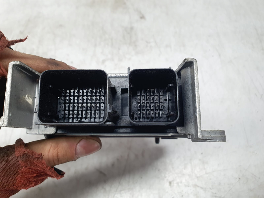 Calculator airbag 4m5t-14b056-ae Ford C-
