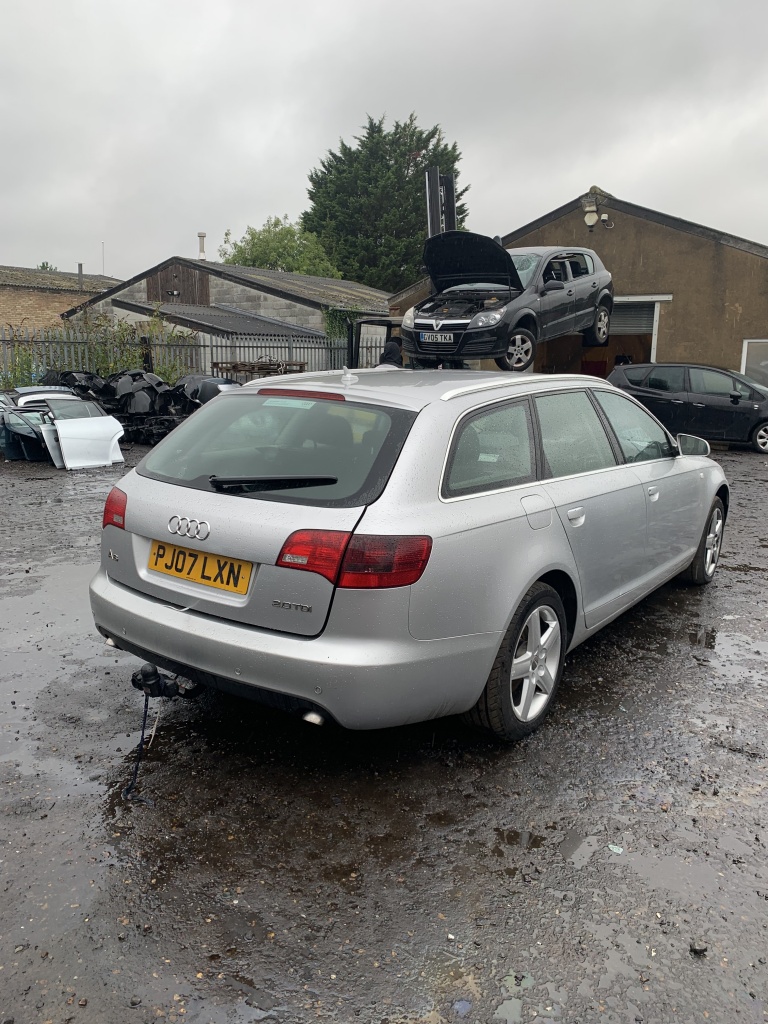 Calculator airbag Audi A6 C6 2007 Combi 