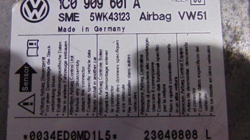 Calculator airbag cu codul 1C0 909 601 A pentru VW Passat B5