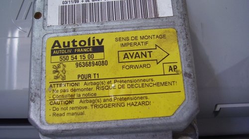 Calculator airbag Peugeot 206 an 2001 coduri: