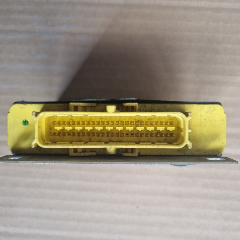 Calculator airbag VW Passat B6 cod:3C090