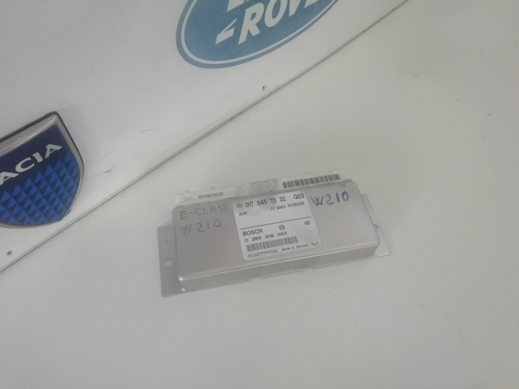 Calculator ASR Mercedes E-Class w210 Cod 0175457332 / 0265109052