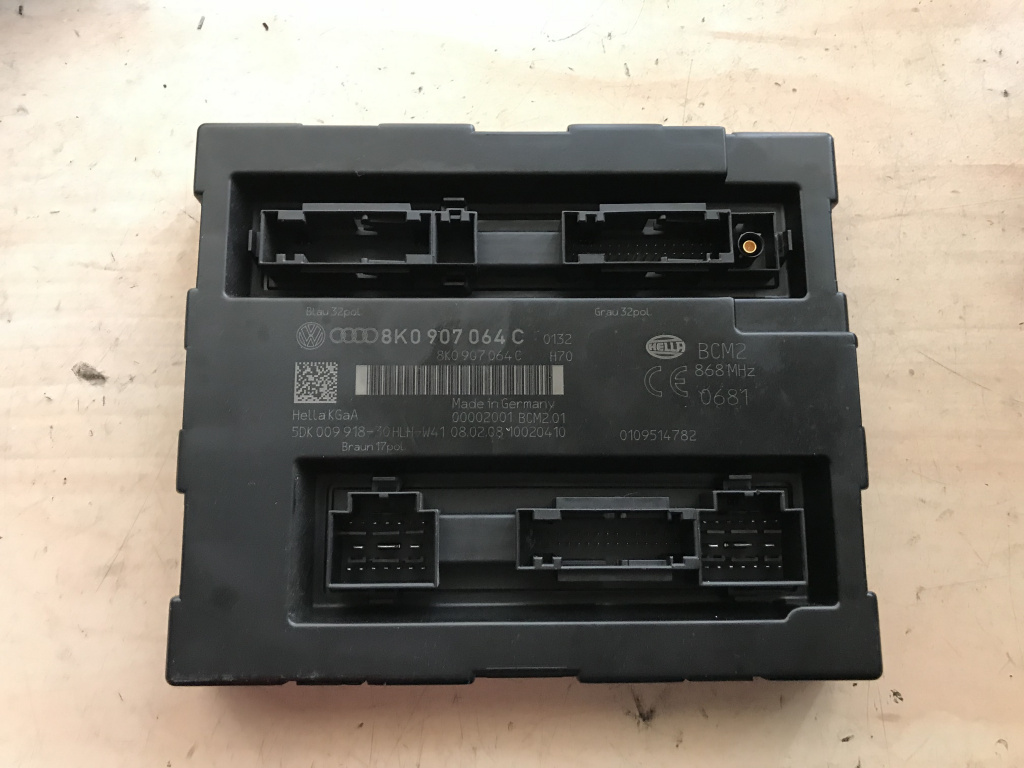 Calculator confort Audi A4 B8 cod: 8K0 907 064 C