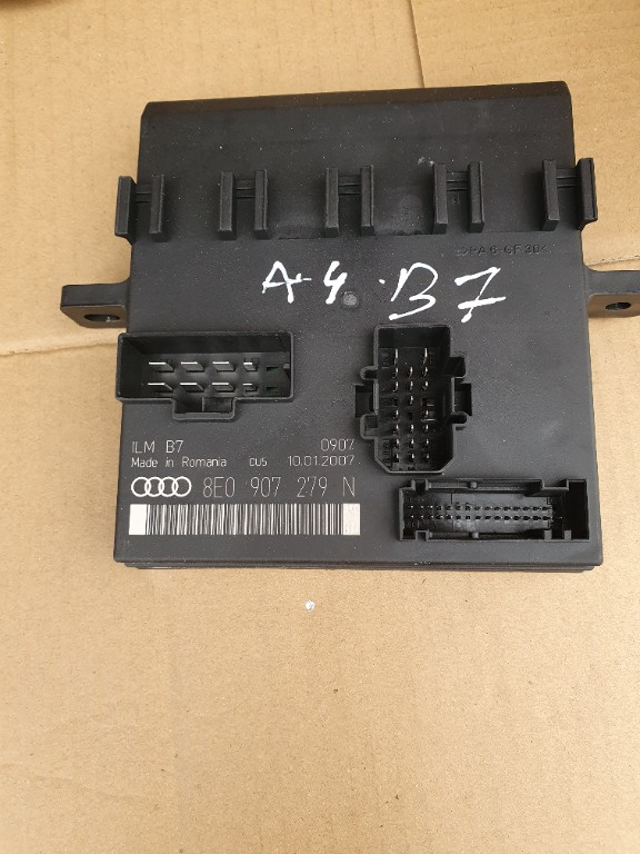 Calculator confort / Modul lumini Audi A4 B7 cod 8E0907279N / 8E0 907 279 N