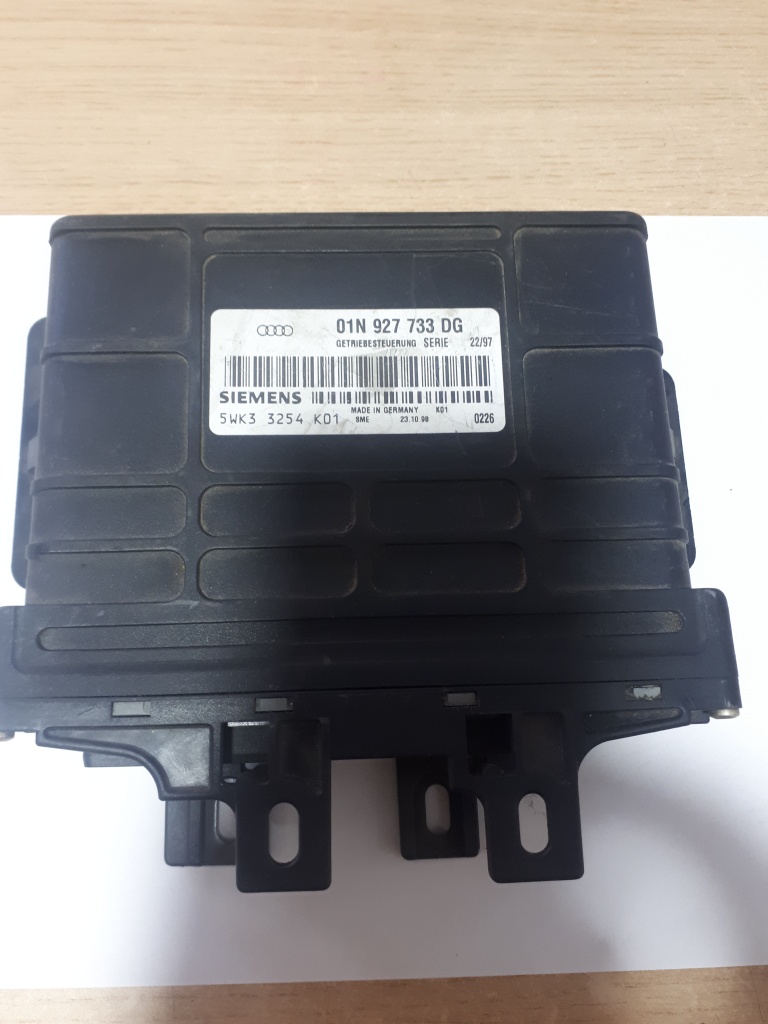 Calculator cutie automata Vw Passat B5 cu codul 01