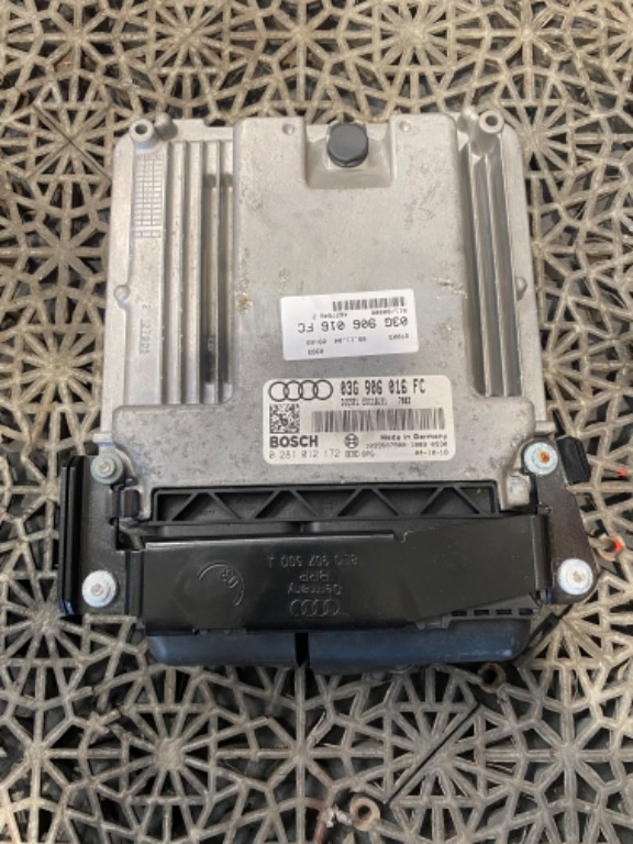 Calculator ECU 2.0 TDI Audi A4 B7 an 2004 - 2008 cod 03G906016FC / 0281012172