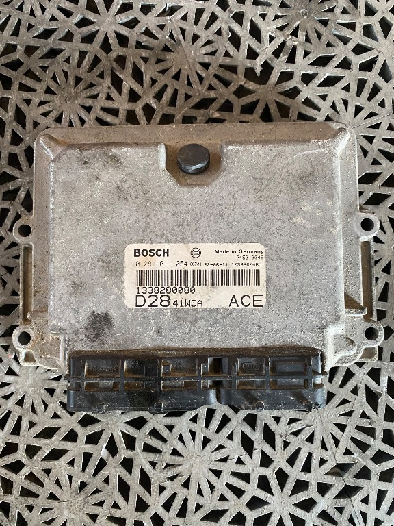 Calculator ECU 2.8 JTD Fiat Ducato cod 0281011054 / 1338280080