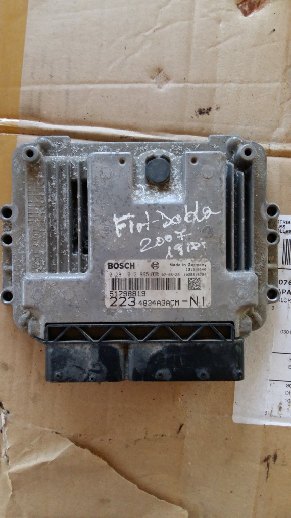Calculator ECU Fiat Doblo 1.9 JTD an 2007 cod produs : 0 281 012 865 51798819 223 4834A3ACM