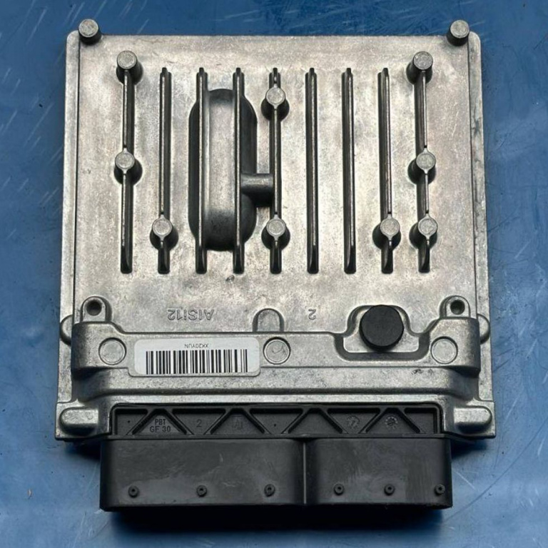 Ecu calculator motor mercedes viano Constanta noi si sh de vanzare