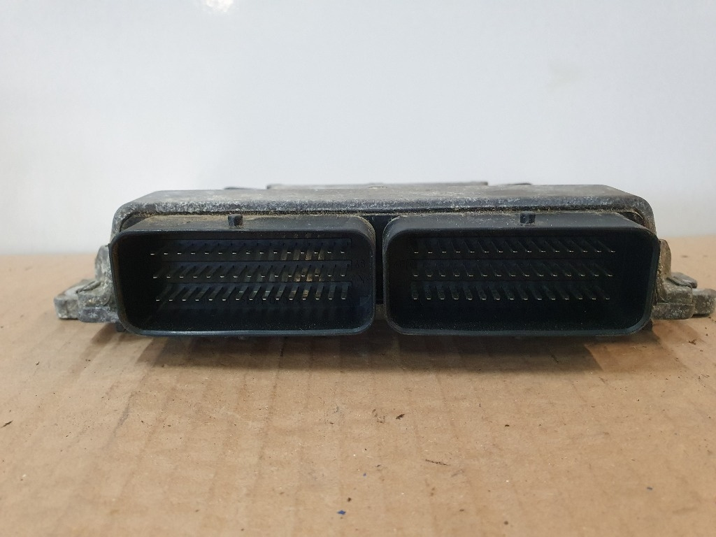 Calculator ECU motor DACIA LOGAN LS_ 200
