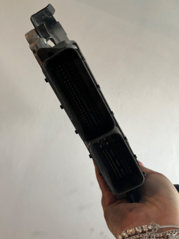 Calculator ecu motor e Class w211 3.0 CDI Cod a6421508478