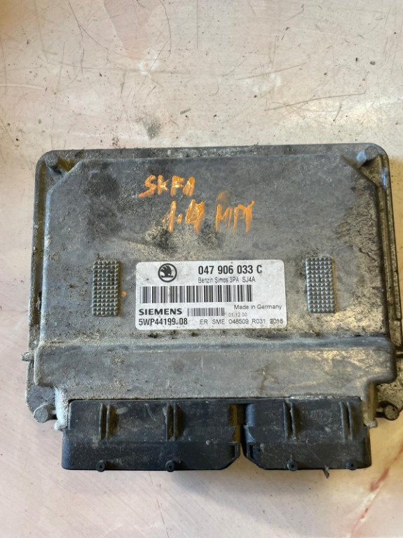 Calculator ECU motor Skoda Fabia 1 1.4 MPi benzina 047906033C Simos 3PA SJ4A 5WP4419908