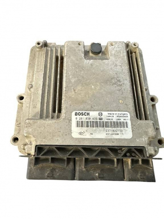 Calculator ECU Renault Duster Dacia Duster 2010 237102213R 0281030439 237104128R