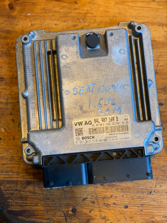 Calculator ecu Seat Leon / Golf MK7 1.6 d 2015 Cod 04L 907 309 B