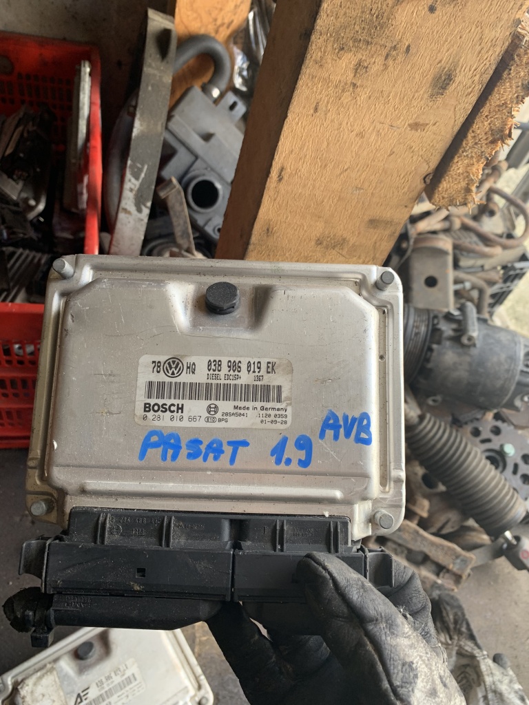 Calculator ECU VW Passat B5 2002 1.9 AVB - cod: 038906019EK, EDC15P+