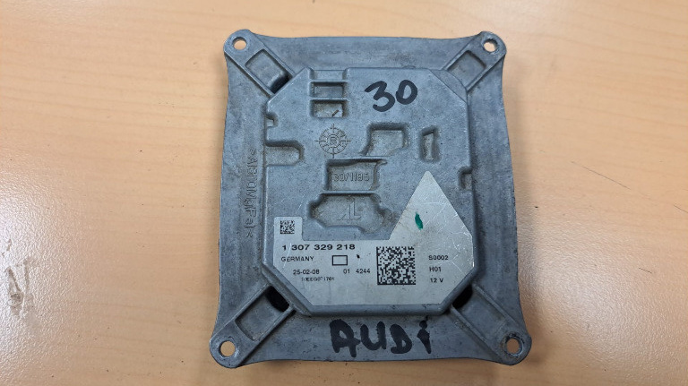 Calculator far Xenon droser balast AUDI A4 A5 cod 