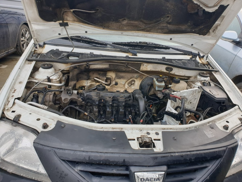Calculator injectie Dacia Logan 2011 Fou