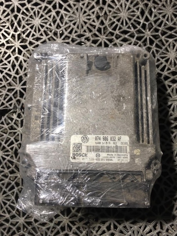 Calculator injectie Vw Crafter 2,5 TDI cod calculator ECU 074 906 032 AF / 0281013699 EURO 4
