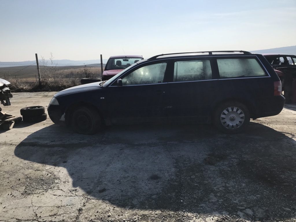 Calculator injectie VW Passat B5 2002 co