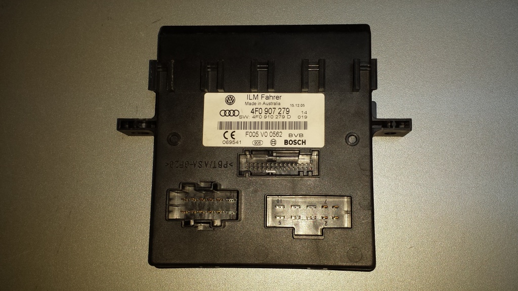 Calculator Lumini Audi A6 4F C6 2005 2010 cod 4F0907279