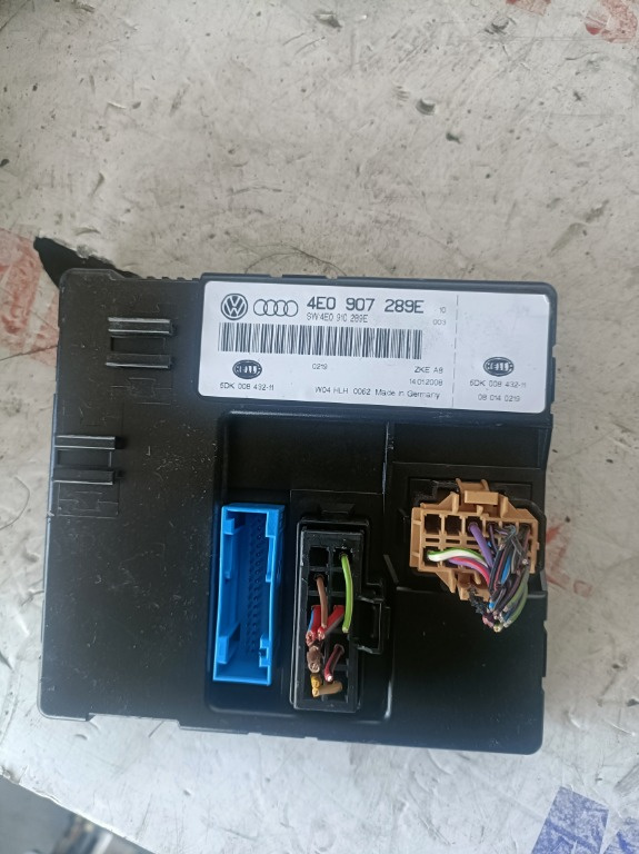 Calculator lumini cod 4e0907289e audi a8 4e 2003-2