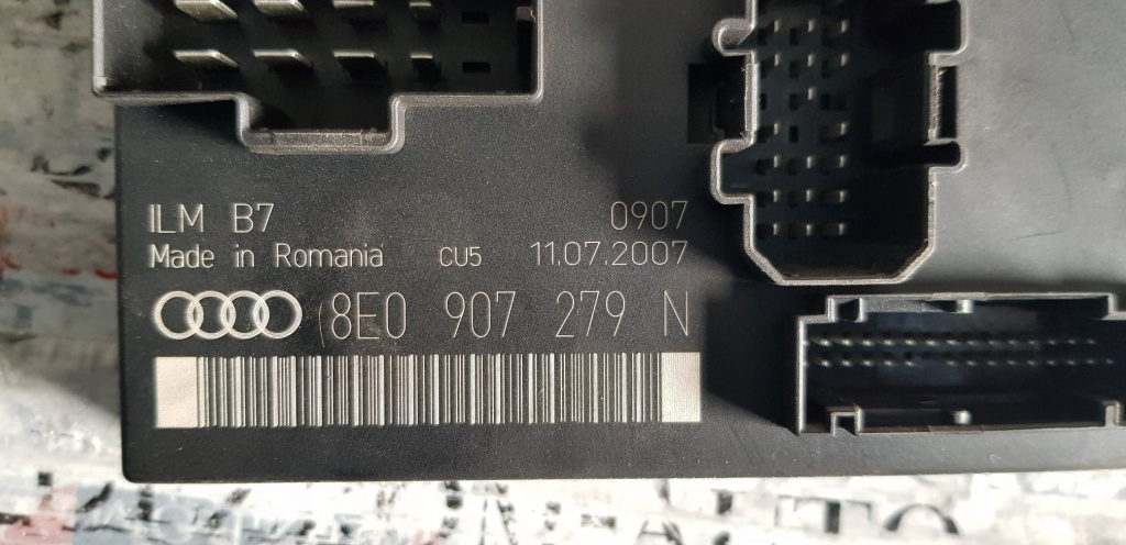 Calculator lumini cu xenon Audi A4 B7 co