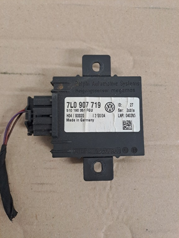 Calculator modul alarma VW Touareg cod 7L0907719