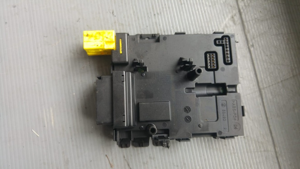 Calculator modul coloana vw passat b6 3c