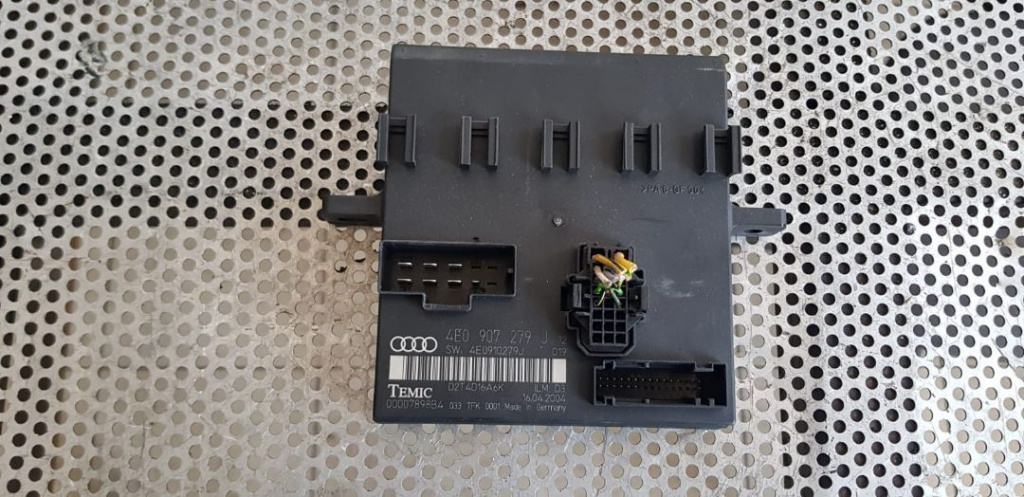 Calculator Modul Confort Audi A8 An 2004-2008 Cod 4E0907279J