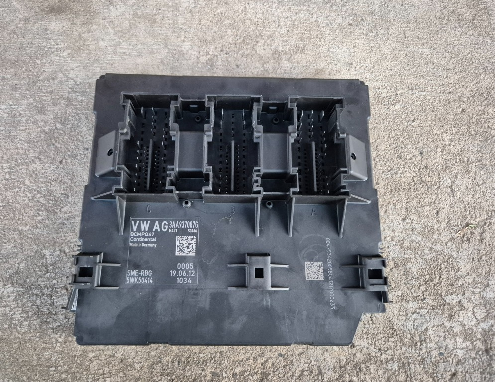 Calculator modul confort BCM VW PASSAT B7 / CC cod 3AA937087G