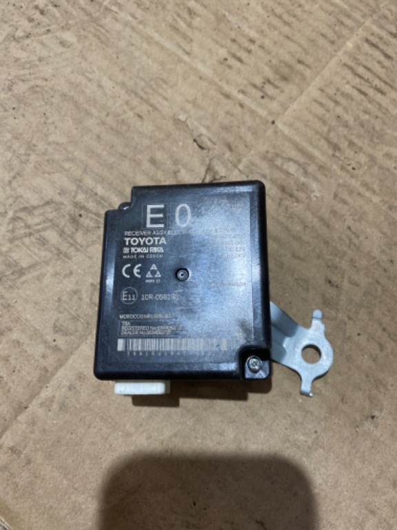 Calculator modul control Keyless 897B0-F4010 61B891-000 Toyota C-HR 2020