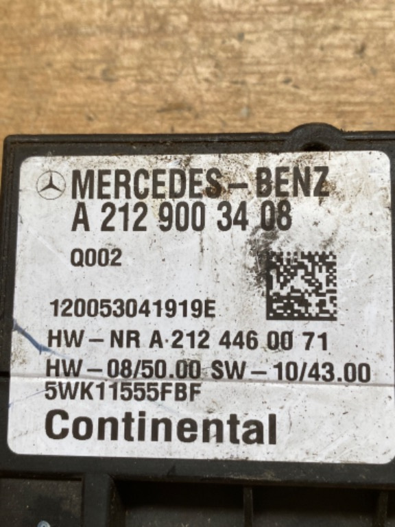 Calculator modul control pompa combustib