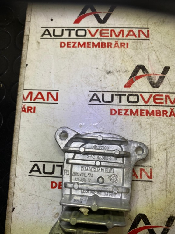 Calculator .modul far dreapta DRL VW Gol