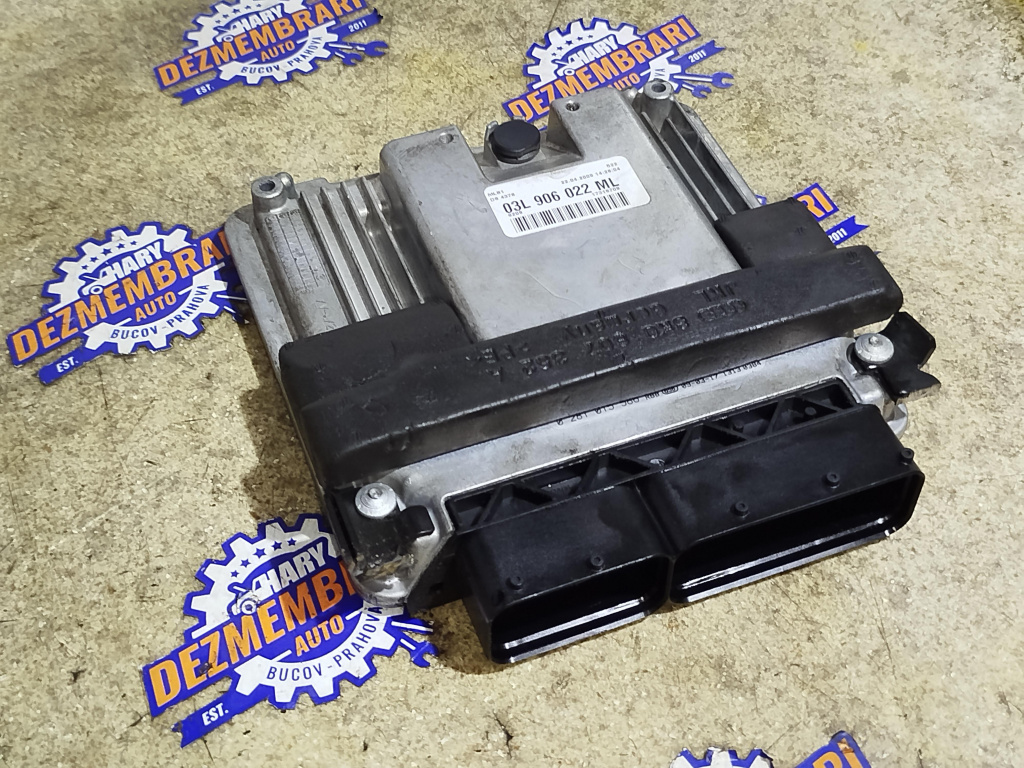 Calculator motor 03L906022ML / 0281015586 A4 B8 2.0TDI CAG