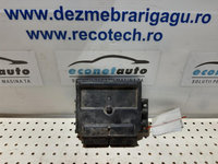 Calculator motor ecm ecu Dacia 1307