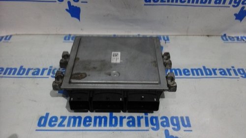 Calculator motor ecm ecu Renault Megane III (2008-)