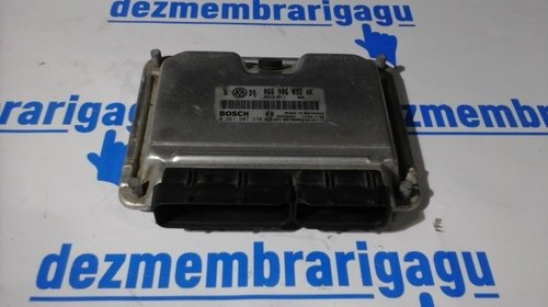 Calculator motor ecm ecu Volkswagen Golf Iv (