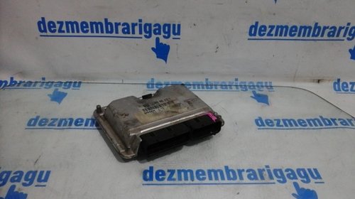 Calculator motor ecm ecu Volkswagen Polo (200