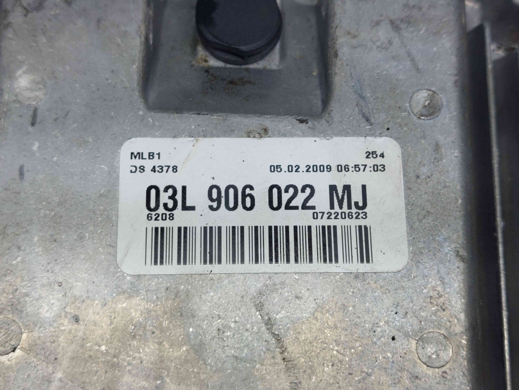 Calculator motor ECU Audi A4 (8K5, B8) A