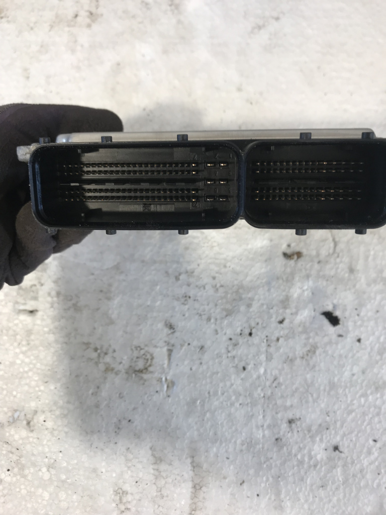 Calculator motor (ECU) audi a4 b7 2.0 td